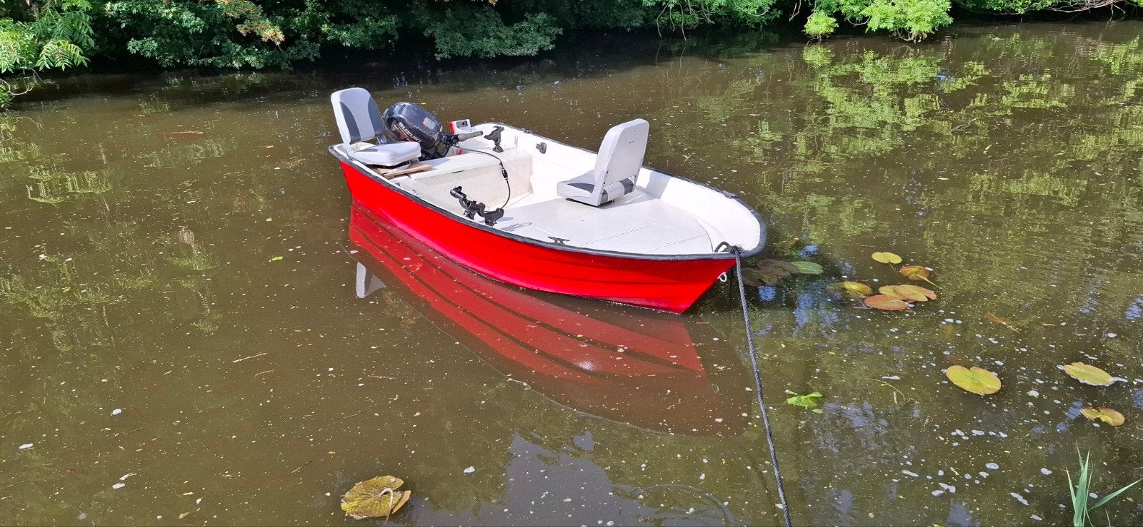 Ryds 405 visbootje met 8pk buitenboordmotor, Watersport en Boten, Vis- en Consoleboten, Ophalen, Overige merken, Gebruikt, Tot 10 pk