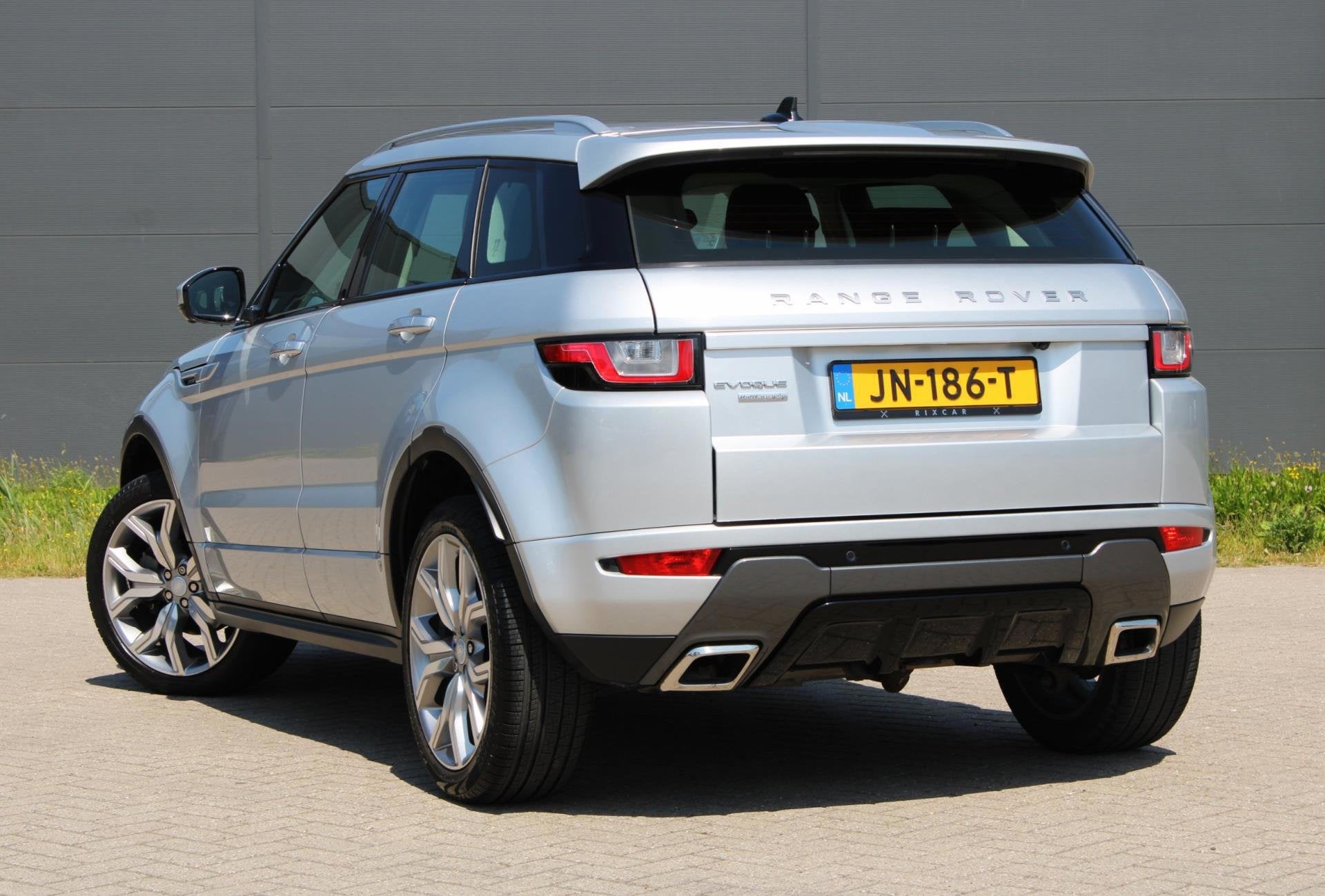 Land Rover Range Rover Evoque 2.0 Si4 Autobiography 241PK, 4 cilinders, Bedrijf, Vierwielaandrijving, SUV of Terreinwagen