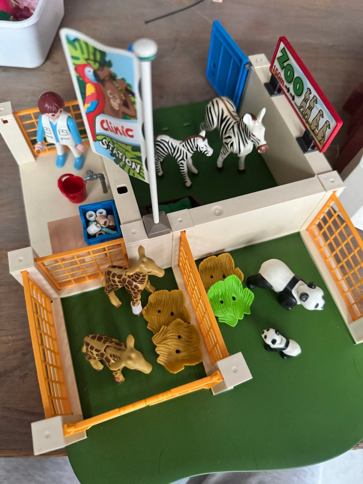 Dieren verzorgplaats met zebra's, giraffen en panda's, Ophalen of Verzenden, Gebruikt, Jongen of Meisje
