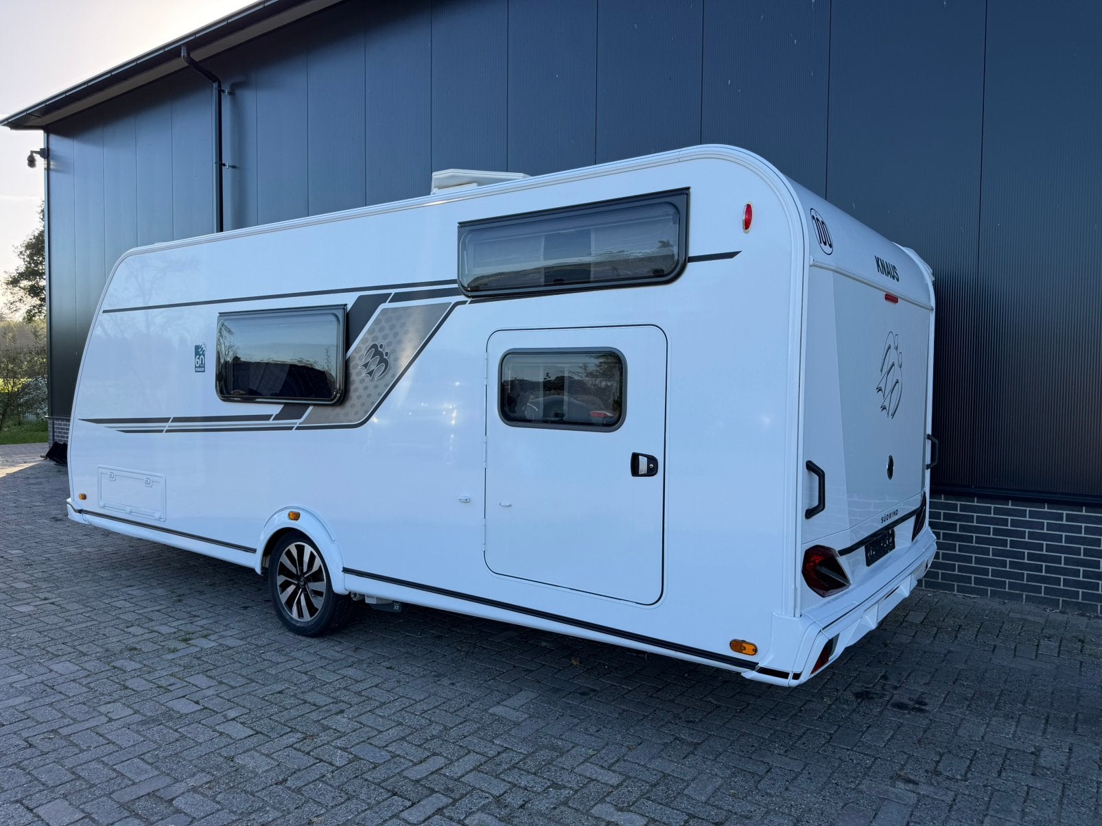 Foto 18 van Knaus Sudwind 580 QS | 3-Pers Stapelbed,Mover,Airco,Voortent