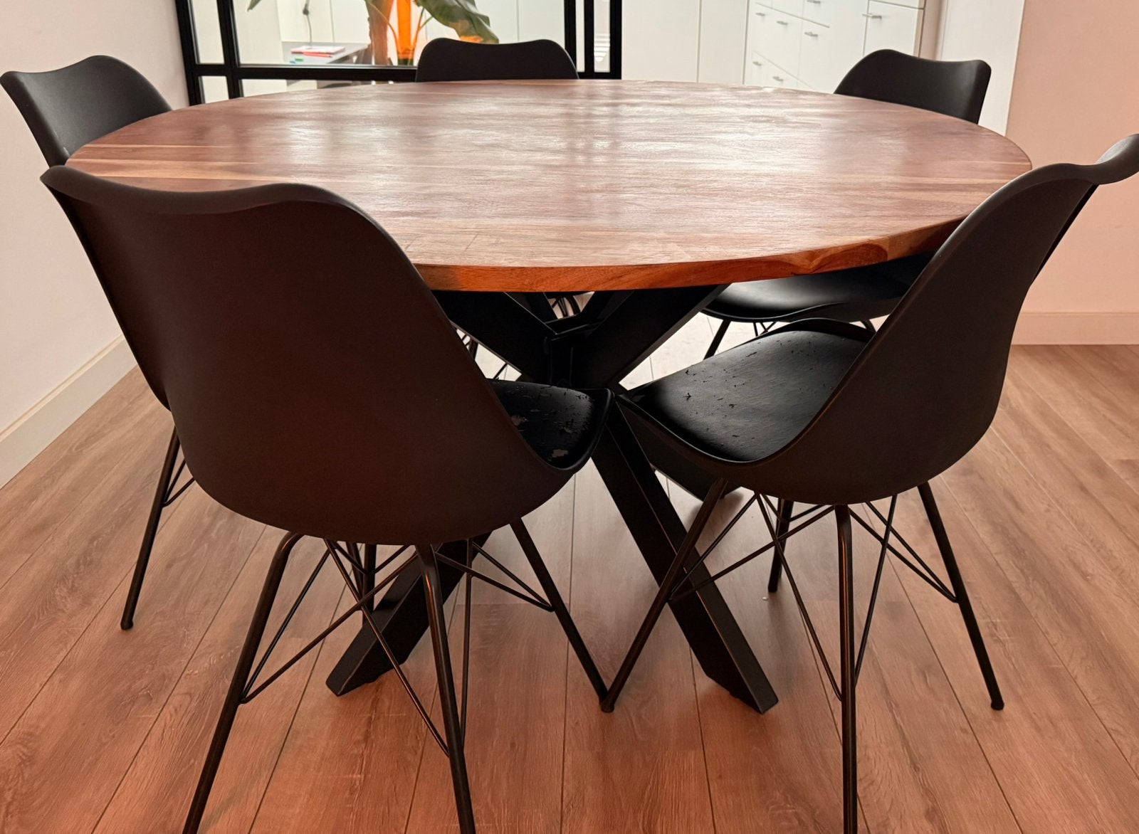 Ronde eettafal 130 cm, mangohout blad., Huis en Inrichting, Tafels | Eettafels, Ophalen, Zo goed als nieuw, Rond, 100 tot 150 cm