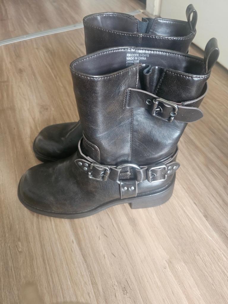 Schoenen, Ophalen of Verzenden, Zo goed als nieuw, Sneakers of Gympen