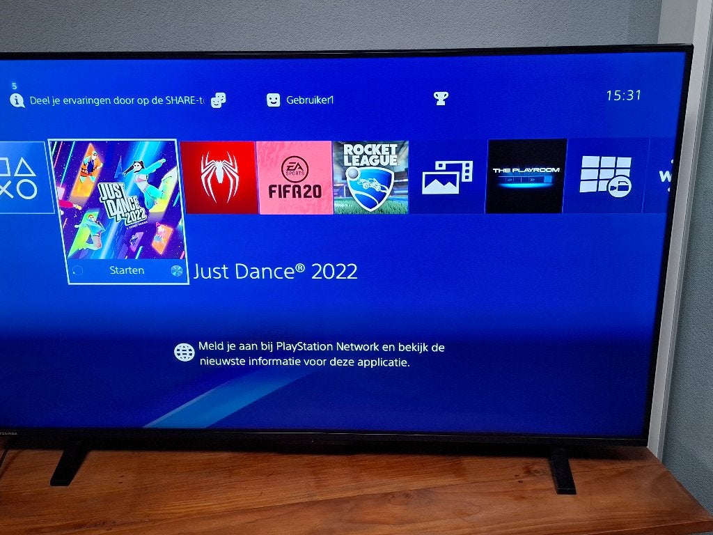 PS4 + 4 spellen o.a Rocket League en controller, Met games, Ophalen of Verzenden, Zo goed als nieuw, 1 TB