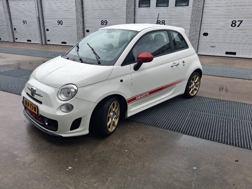 Fiat 500 1.4 Abarth 2015 Wit, Auto's, 4 cilinders, Wit, Leder, 1368 cc