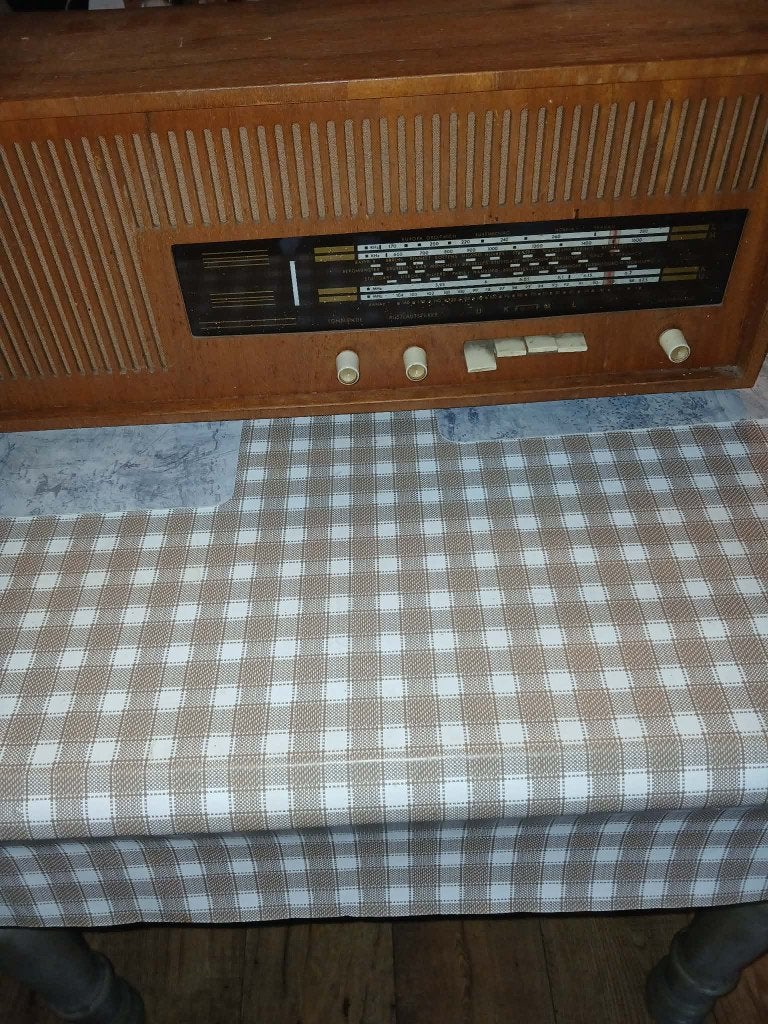 vintage houten buizenradio Graetz of een Blaupunkt, Ophalen of Verzenden, Niet werkend