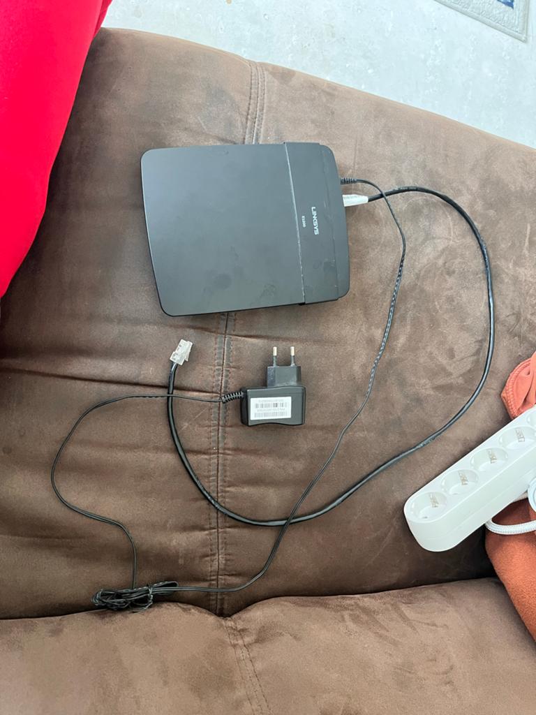 Linksys E1200 N300 Router - Draadloze Router, Ophalen, Zo goed als nieuw