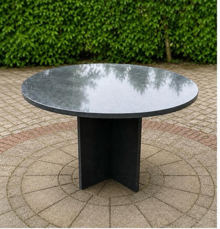 Te koop Granieten tuintafel doorsnede 120 cm., Tuin en Terras, Ophalen of Verzenden, Gebruikt, Rond, Overige materialen