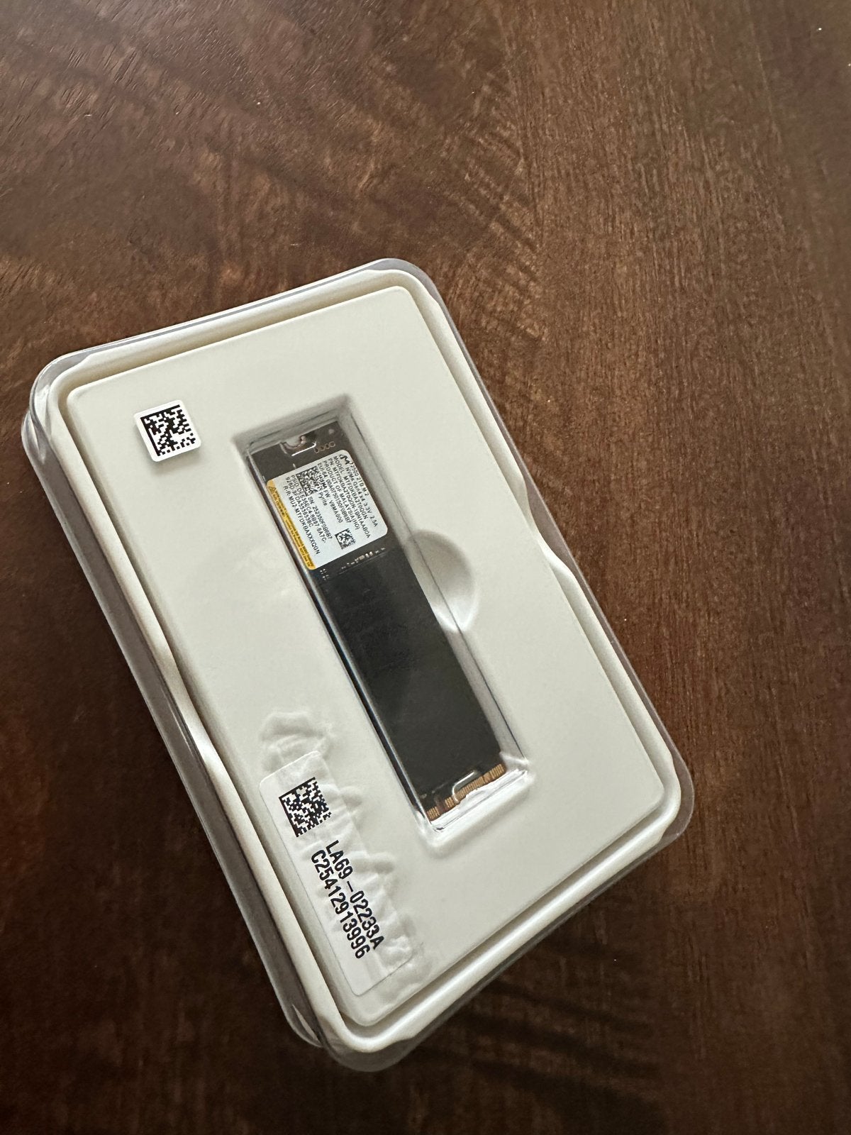 Micron 2500 2TB NVMe M.2 SSD - Nieuw uit laptop, Computers en Software, Harde schijven, Intern, 2TB, SSD, Nieuw