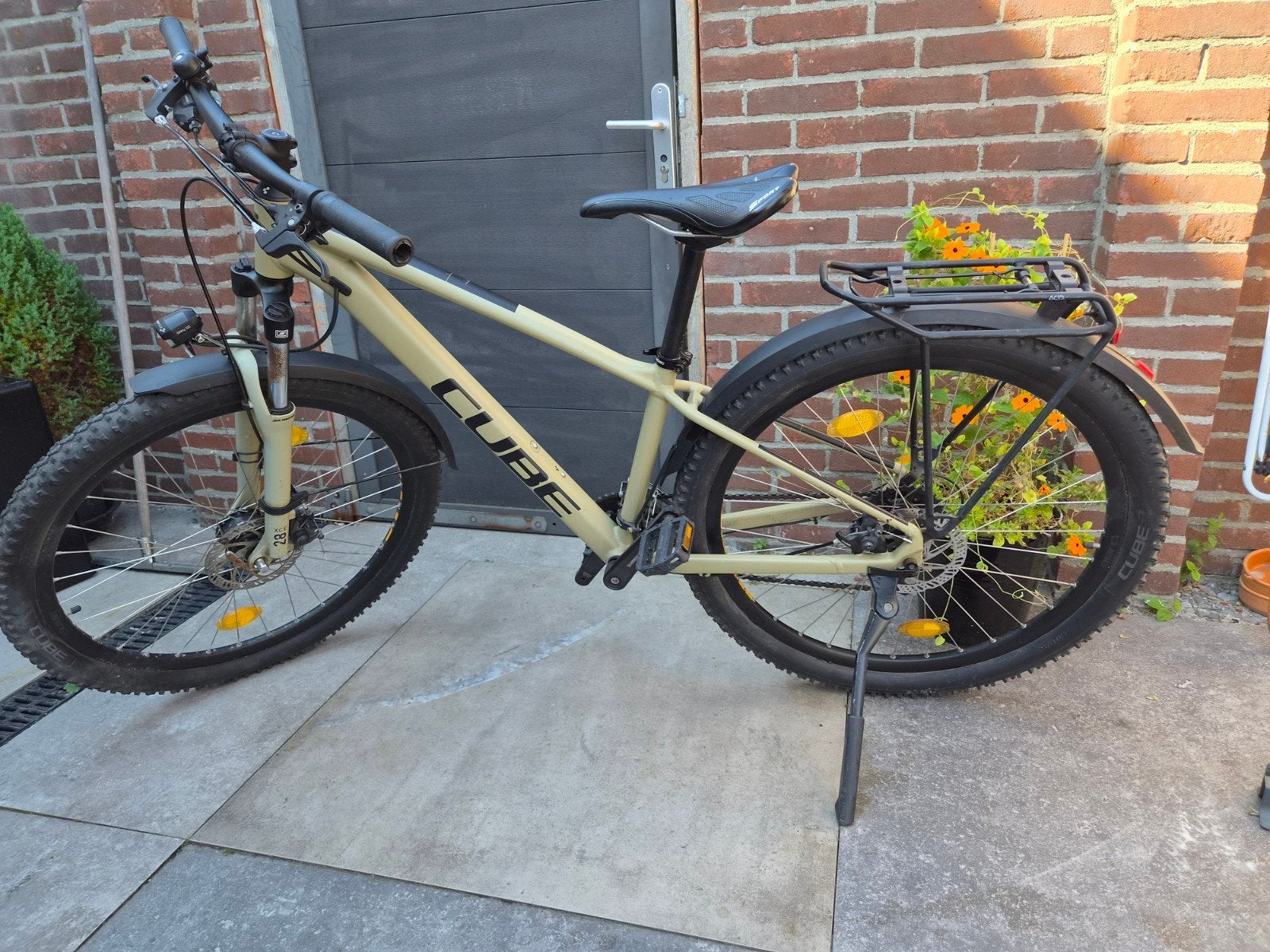 Cube Aim allroud Mountainbike, 28 inch, Vering, 10 tot 15 versnellingen, 49 tot 53 cm