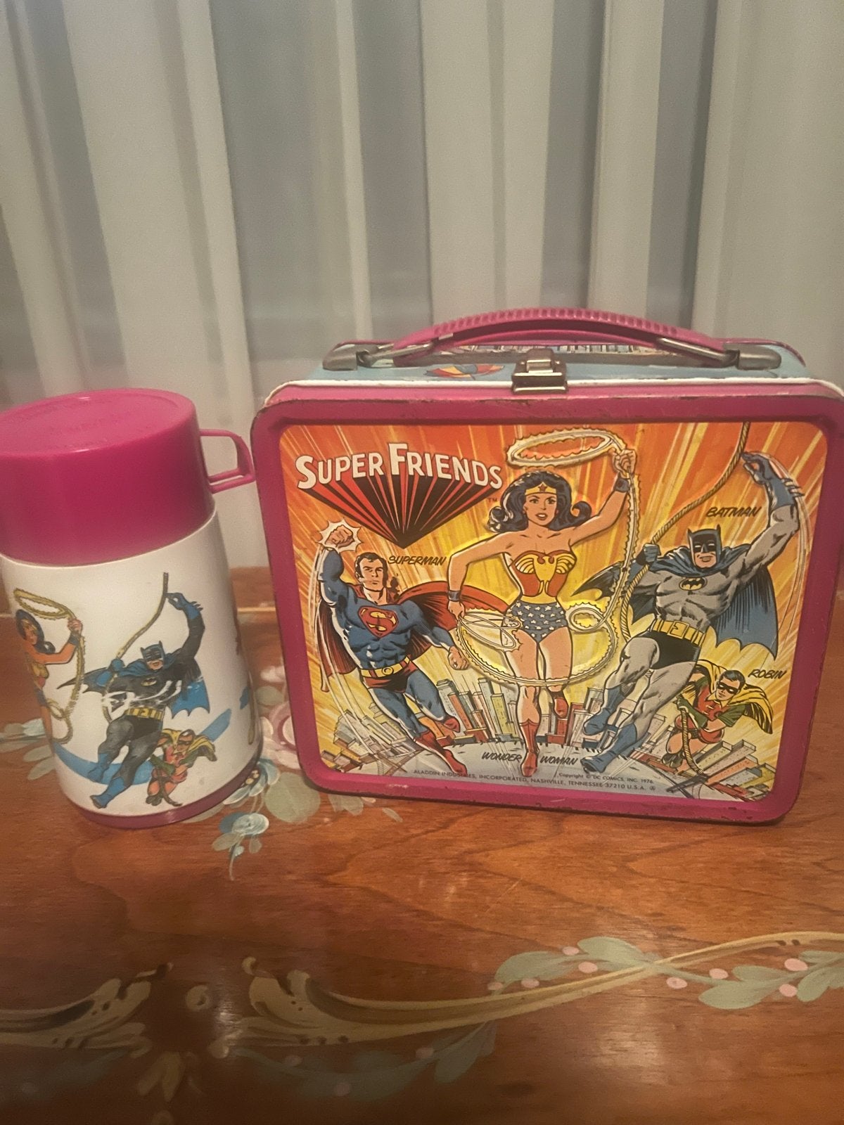 Vintage Super Friends lunchbox thermoskan batman , superman, Ophalen, Gebruikt