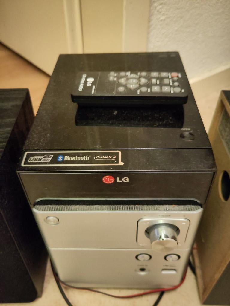 LG muziekinstallatie, Ophalen of Verzenden