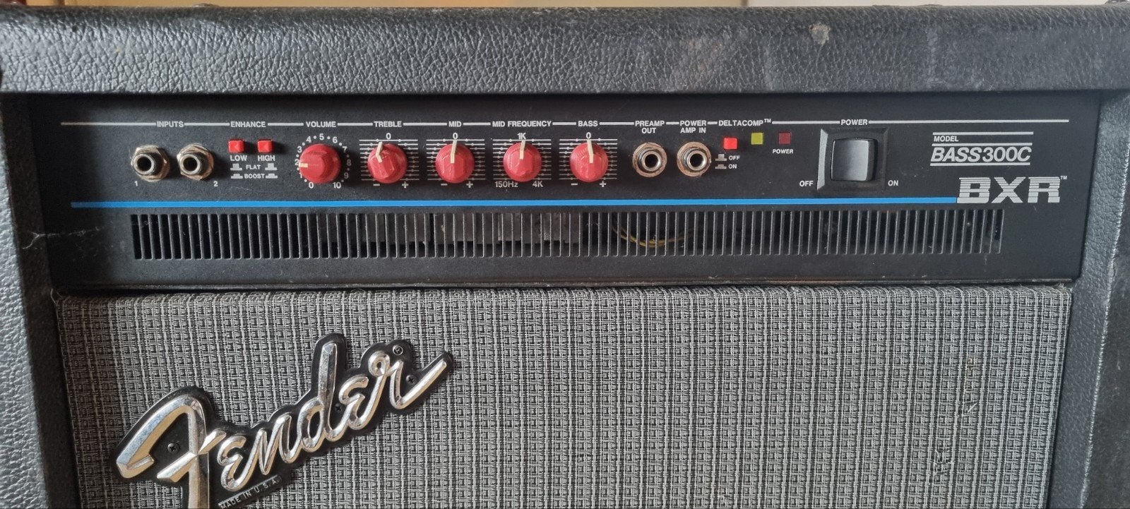 FENDER BASS 300C BXR VERSTERKER., Muziek en Instrumenten, Ophalen, Minder dan 50 watt