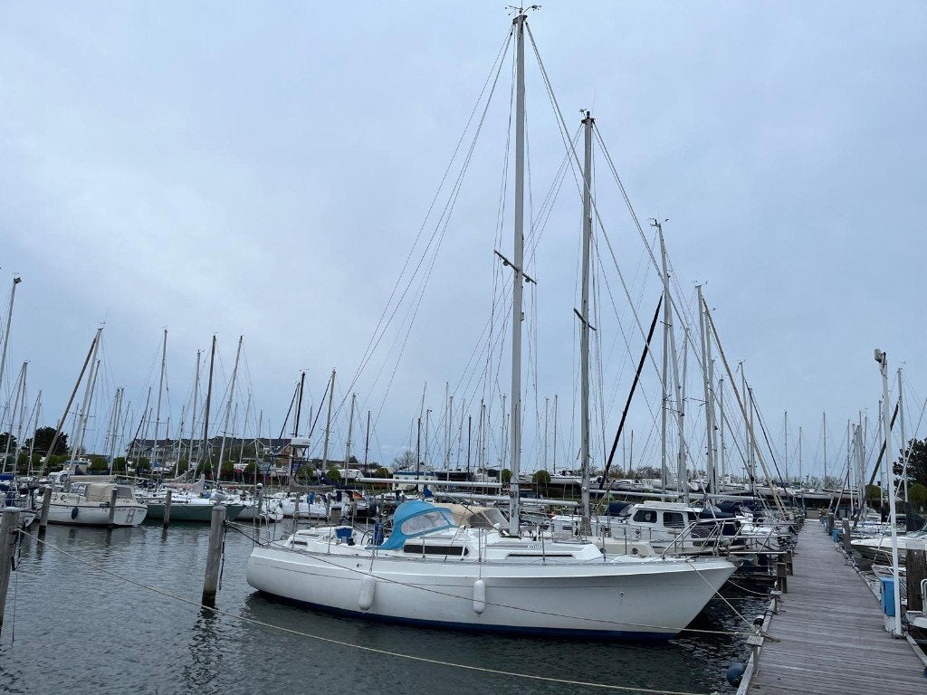 kajuitzeiljacht moody 33 mk1, Watersport en Boten, Ophalen, Gebruikt, 1.90 meter, Binnenboordmotor