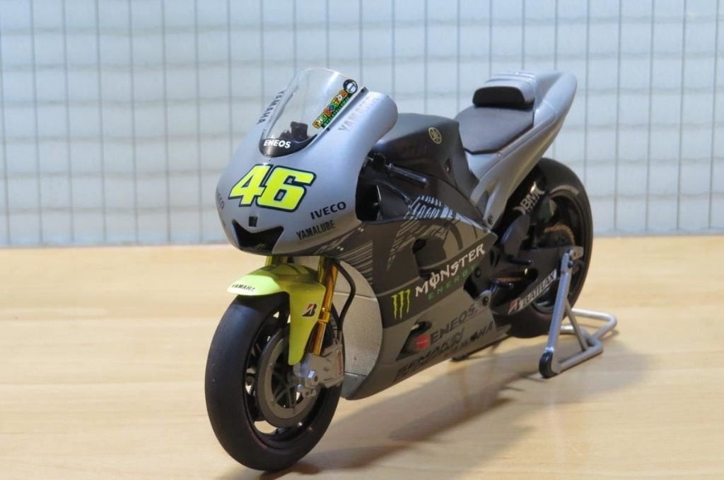 Valentino Rossi Yamaha YZR-M1 2013 test Sepang 1:12, Barcelone, Serviceclientele@altaya.be, Nieuw, Ophalen of Verzenden