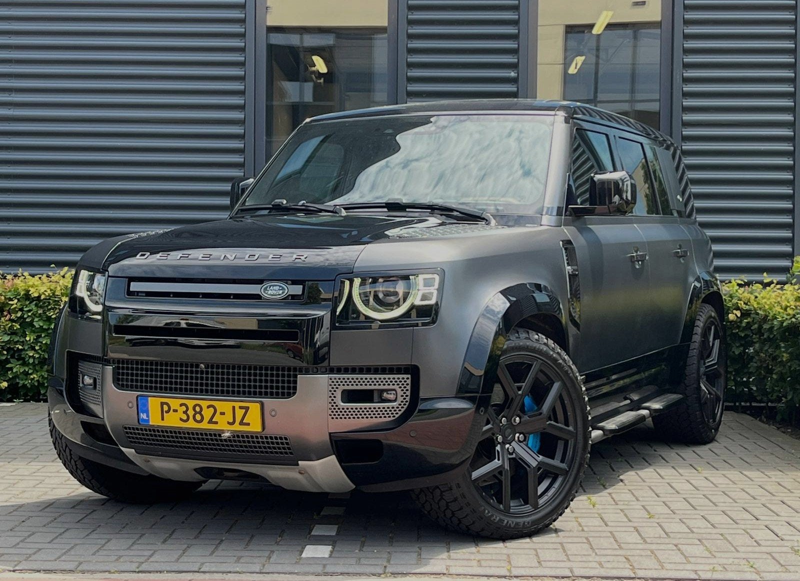 Land Rover Defender 110 P525 V8 Carpathian Edition | URBAN |, Auto's, Land Rover, Automaat, Gebruikt, Vierwielaandrijving, Adaptive Cruise Control