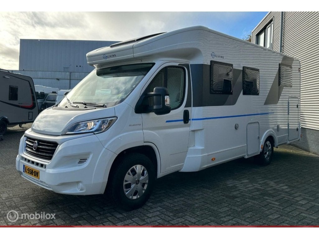 Sun Living s 75 SL (1059038), Caravans en Kamperen, Campers, Chemisch toilet, Fiat, Rookmelder, Luifel
