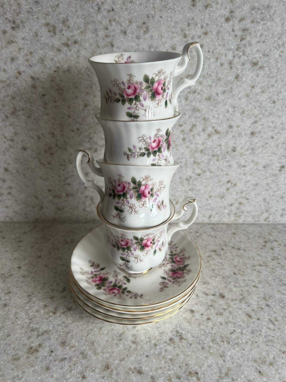 4 mokka/espresso kop en schotels Lavender Rose Royal Albert, Verzenden