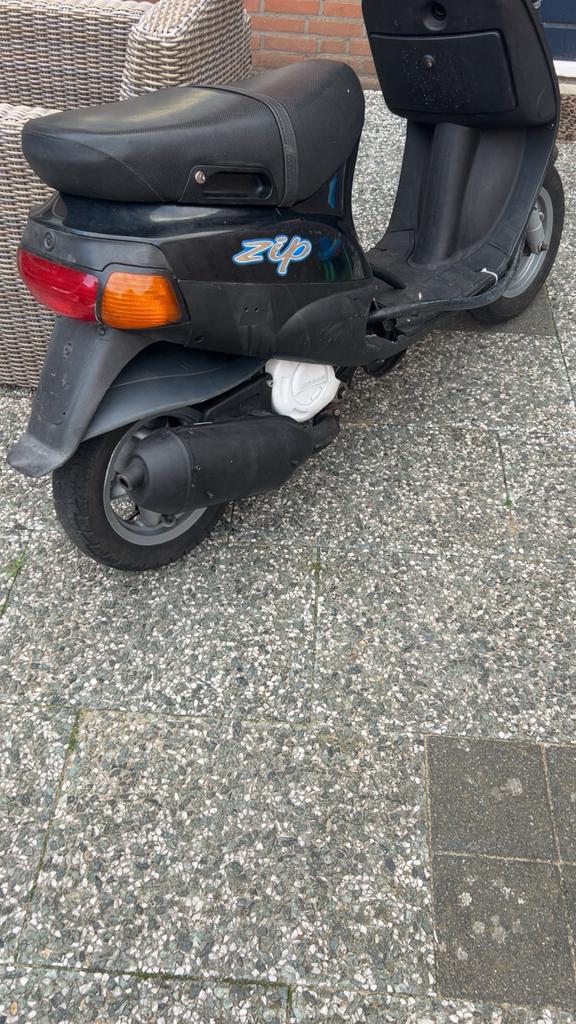 180cc zip, Ophalen, Zo goed als nieuw, Benzine, Zip