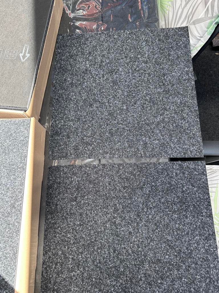 Tapijttegels 50x50 - 40 stuks, Huis en Inrichting, Stoffering | Tapijten en Kleden, Ophalen, 50 tot 100 cm, Overige kleuren, Vierkant