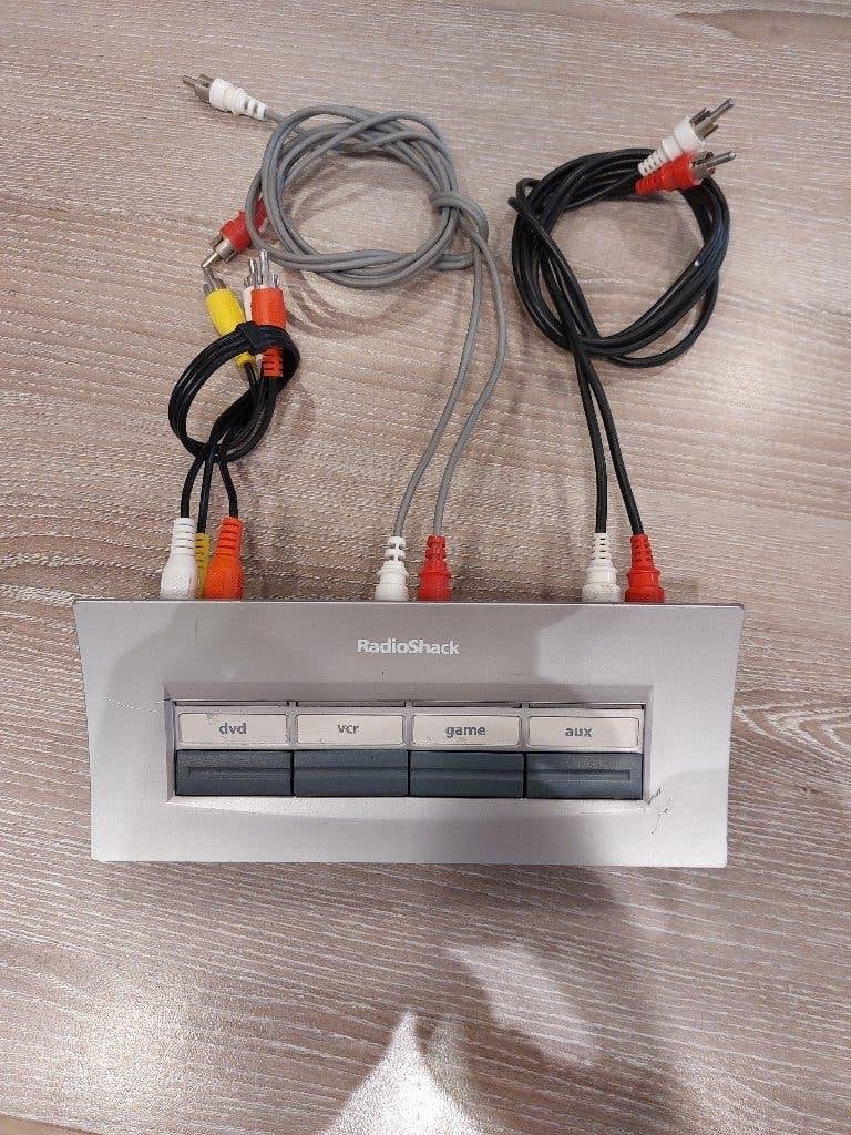Radio Shack 15-1983 4-Way Audio/Video Selector Vintage, Ophalen of Verzenden, Gebruikt