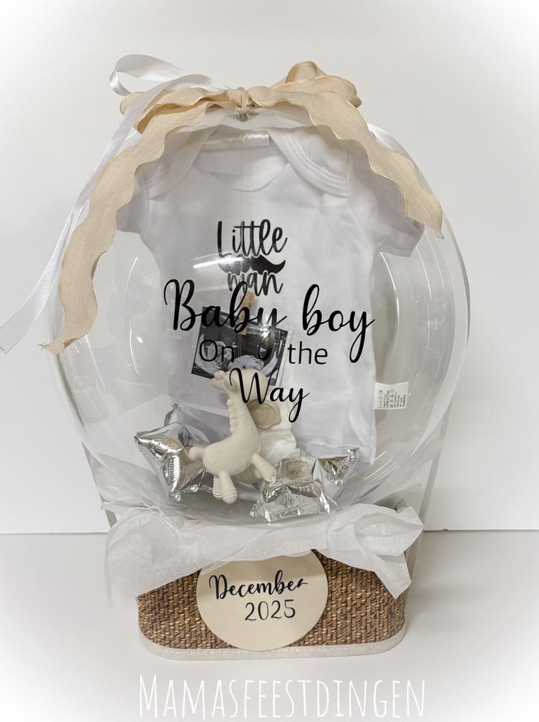Cadeau ballon baby met ronpertje , sokjes en speelgoed, Ophalen of Verzenden, Zo goed als nieuw