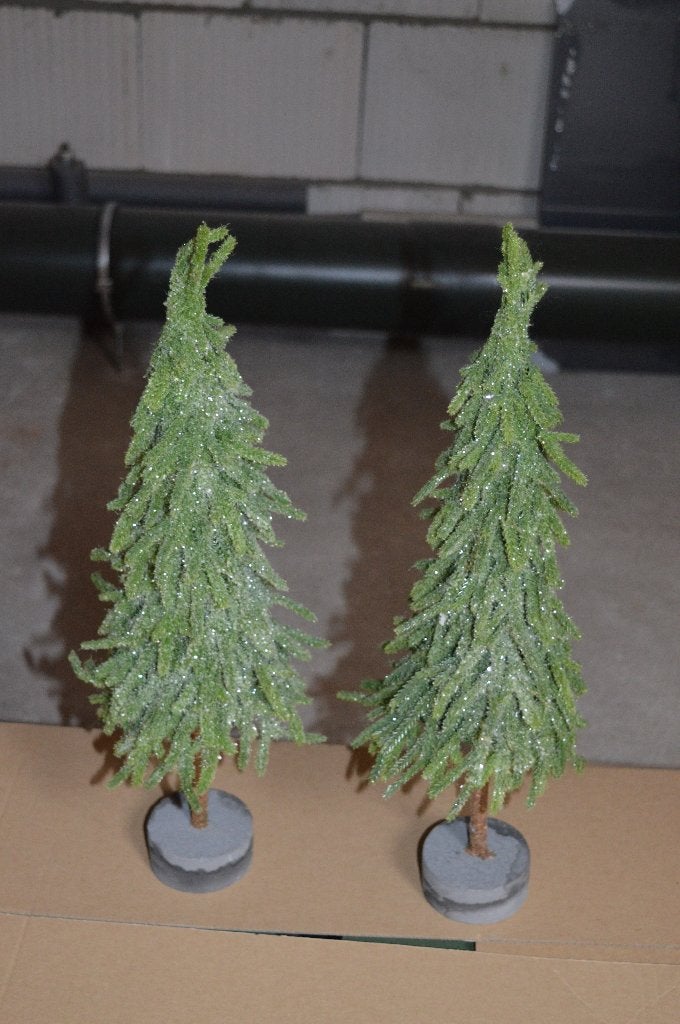 2 kerstboompjes, Ophalen, Zo goed als nieuw