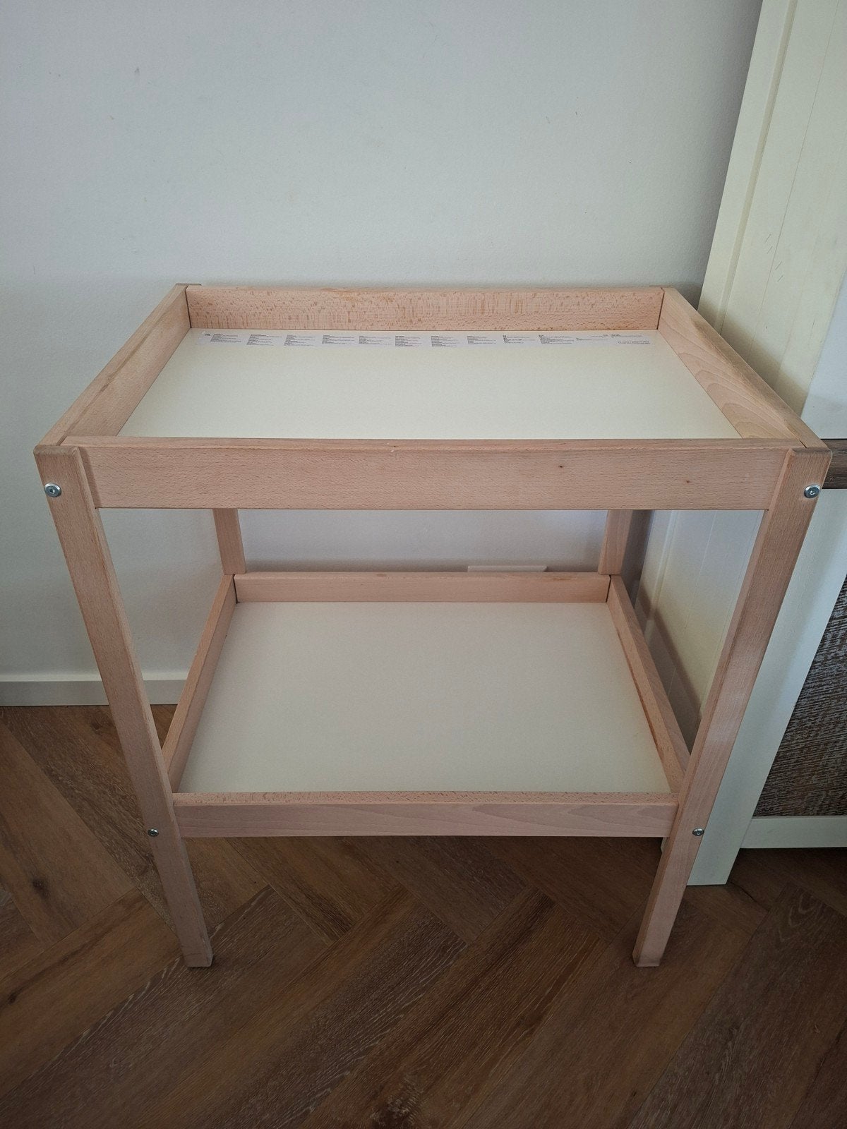 Ikea Sniglar commode - Houten baby commode, Gebruikt, Minder dan 75 cm, 70 cm of meer, Opstaande rand