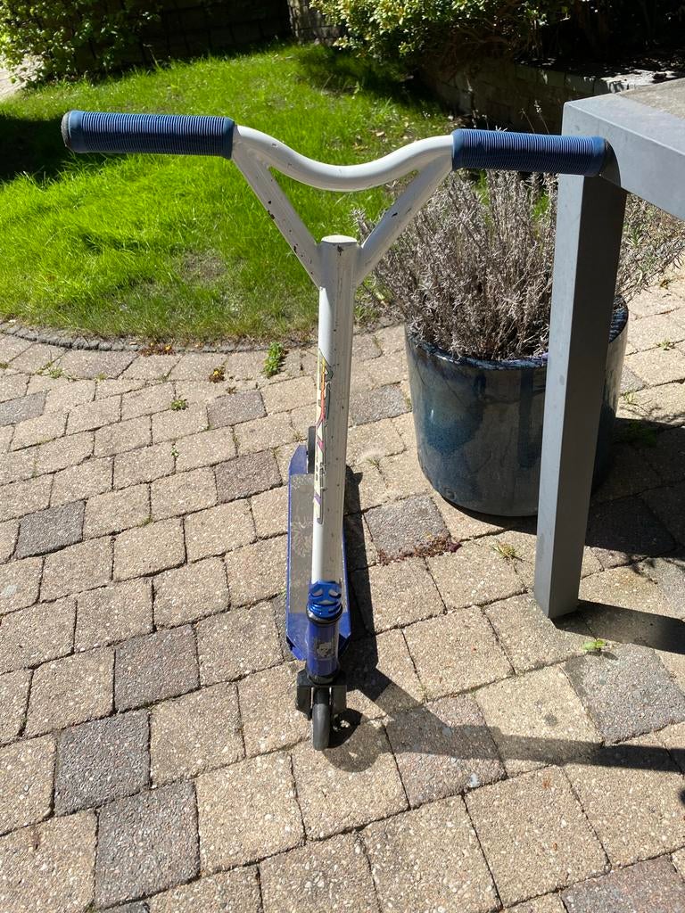 Grit Stuntstep blauw/wit, Ophalen, Gebruikt, Gewone step