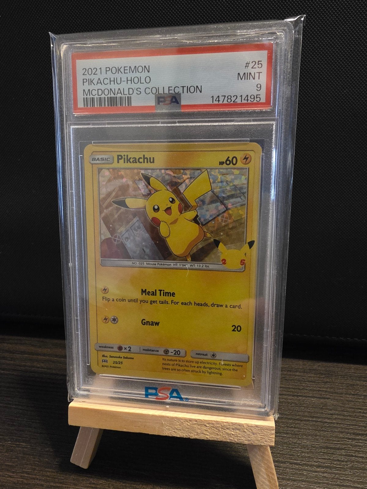 2021 Pokemon Pikachu-Holo McDonald's Collection PSA 9, Hobby en Vrije tijd, Verzamelkaartspellen | Pokémon, Zo goed als nieuw