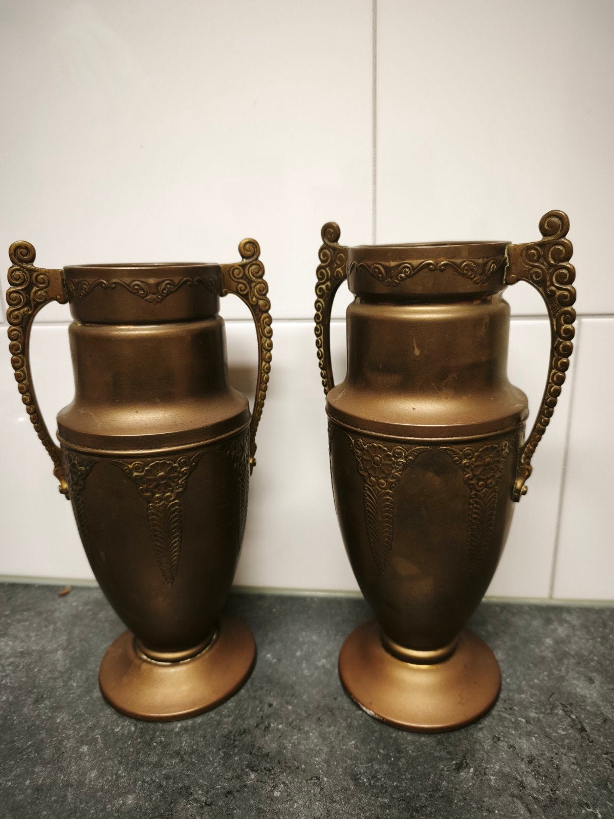 Antieke bronzen vazen, Made in Holland, Daalderop, Antiek en Kunst, Ophalen of Verzenden