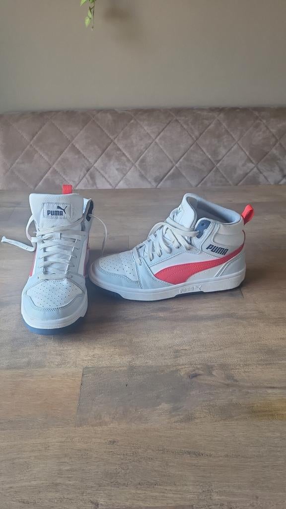 Puma schoenen maat 37 - Zo goed als nieuw, Puma, Wit, Ophalen of Verzenden, Sneakers of Gympen
