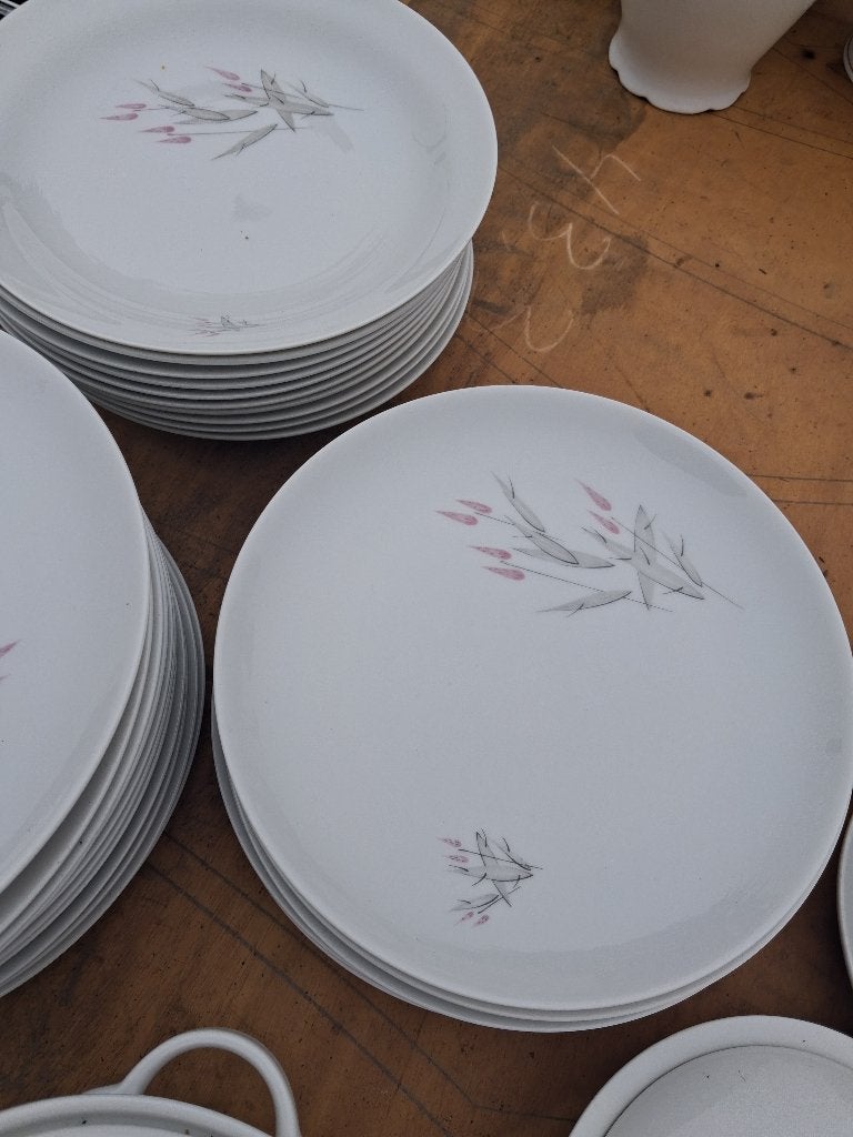 Uitgebreid servies met bloemmotief vintage, Huis en Inrichting, Ophalen, Gebruikt