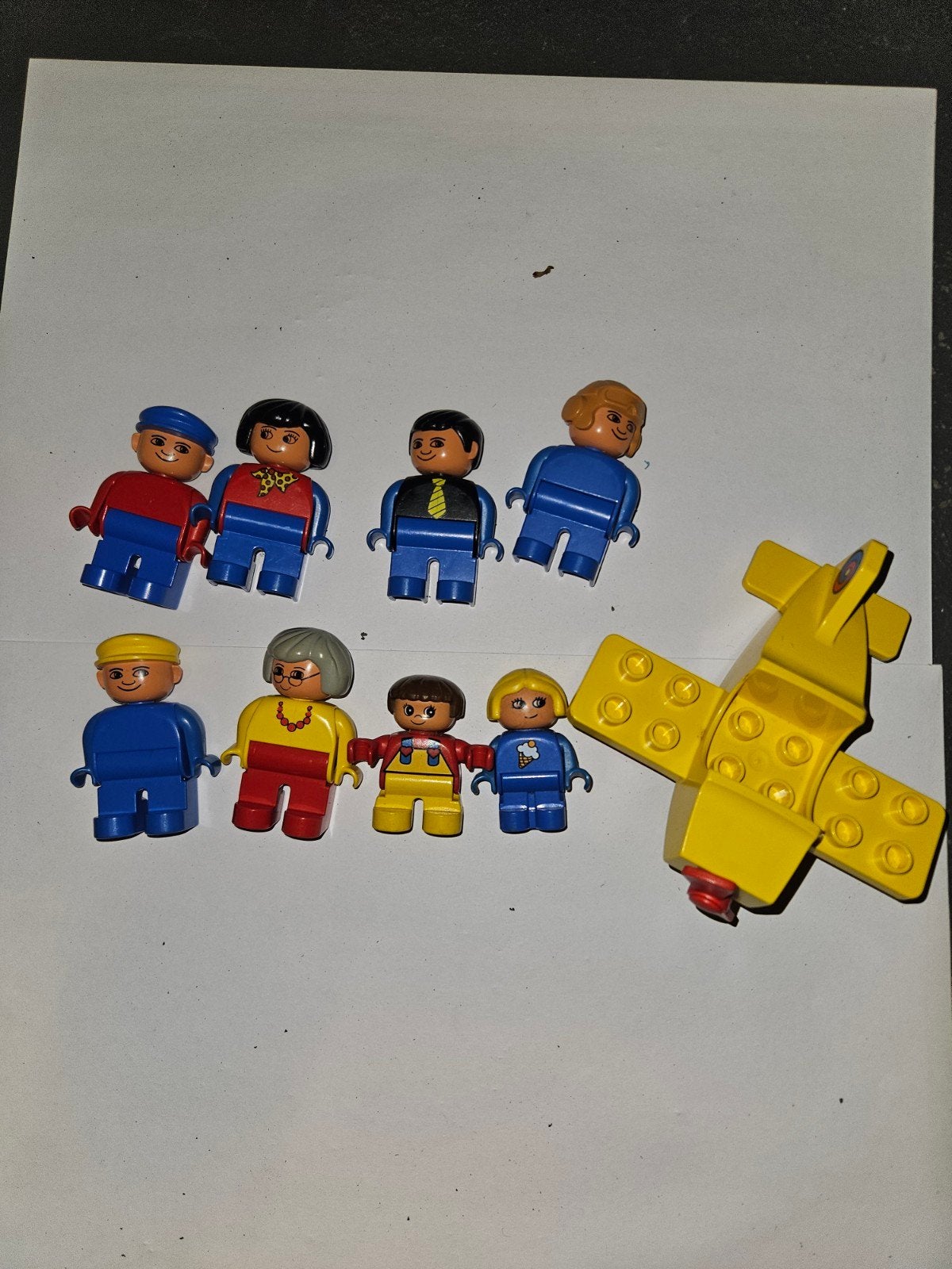 Duplo 8 poppetjes piloot en vliegtuig, Kinderen en Baby's, Speelgoed | Duplo en Lego, Ophalen of Verzenden, Duplo