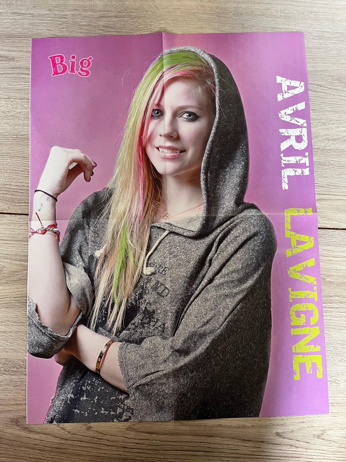 Avril Lavigne A2 poster 2011/2012, Ophalen of Verzenden, Zo goed als nieuw, Boek, Tijdschrift of Artikel