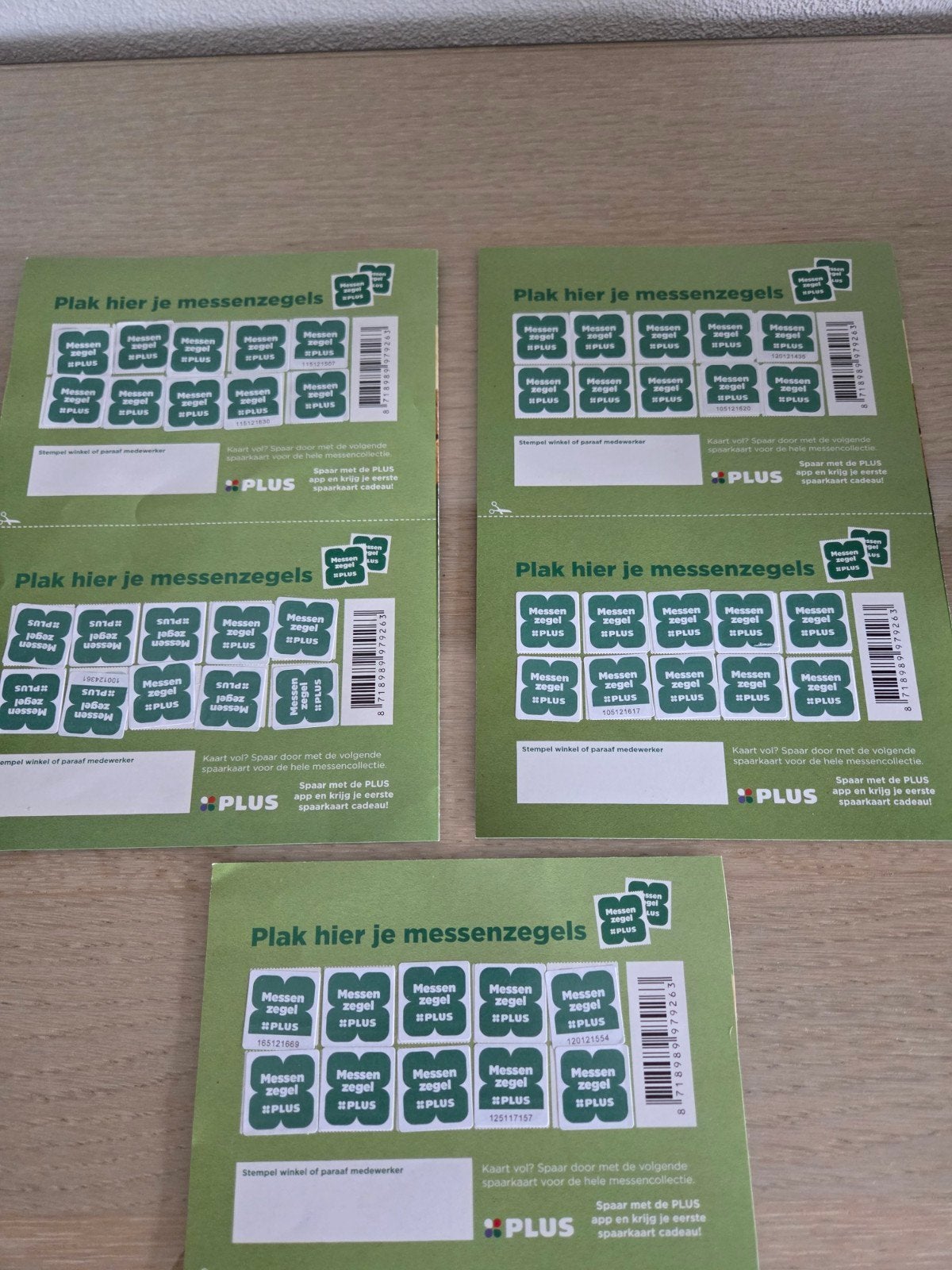5 Volle spaarkaarten messenzegels Plus, Plus, Verzenden