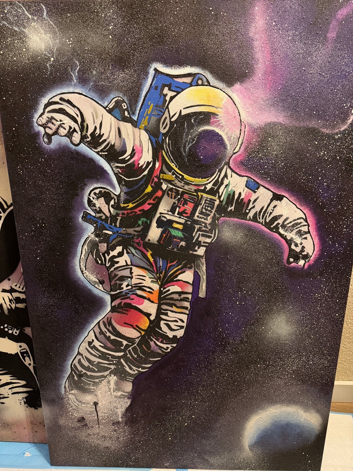 Astronaut in de ruimte, Ophalen