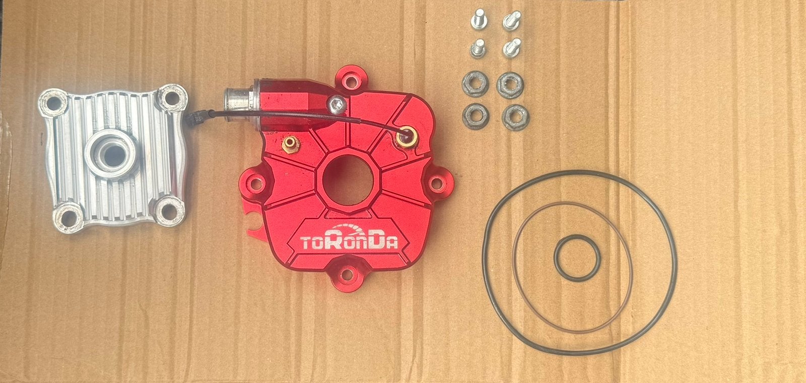 Toronda 52 slag binnenkop/buitenkop set 180cc gilera runner, Fietsen en Brommers, Ophalen, Zo goed als nieuw, Uitlaat