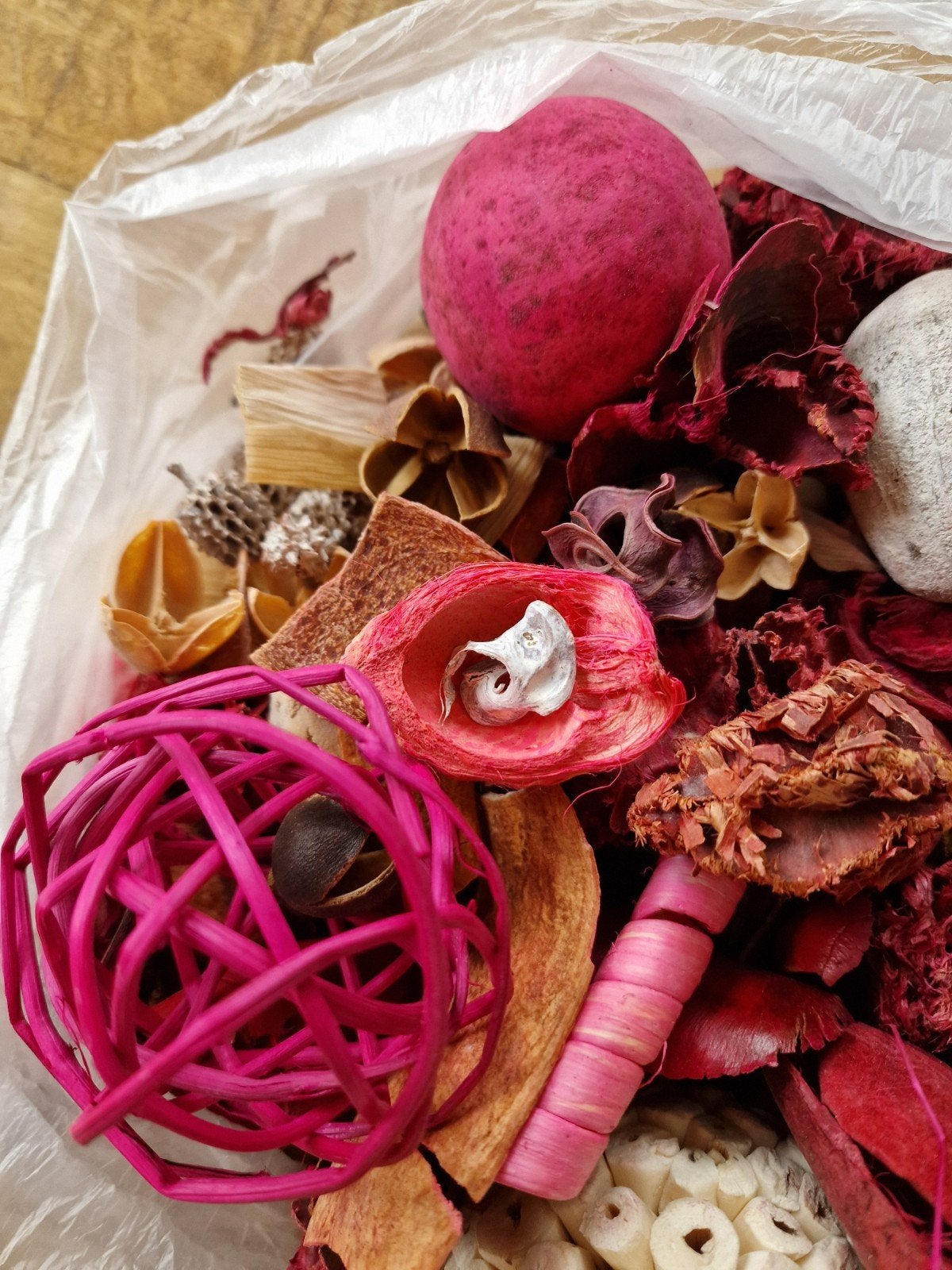 Een mooie mix van potpourri, Ophalen of Verzenden, Zo goed als nieuw