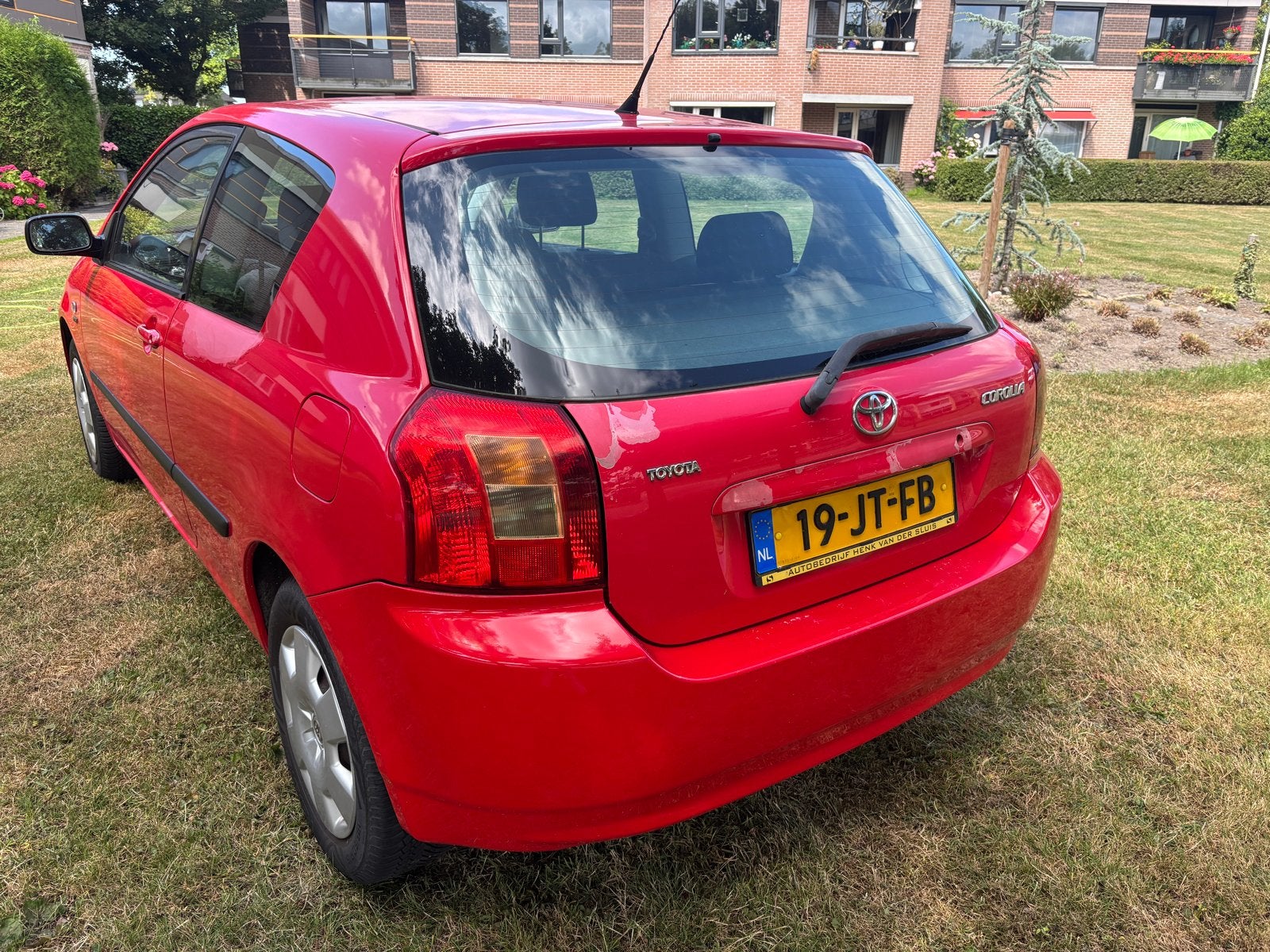 Toyota Corolla 1.6 Vvt-i 3DR Linea Terra 2002 Rood, Auto's, Voorwielaandrijving, 450 kg, 4 cilinders, Corolla