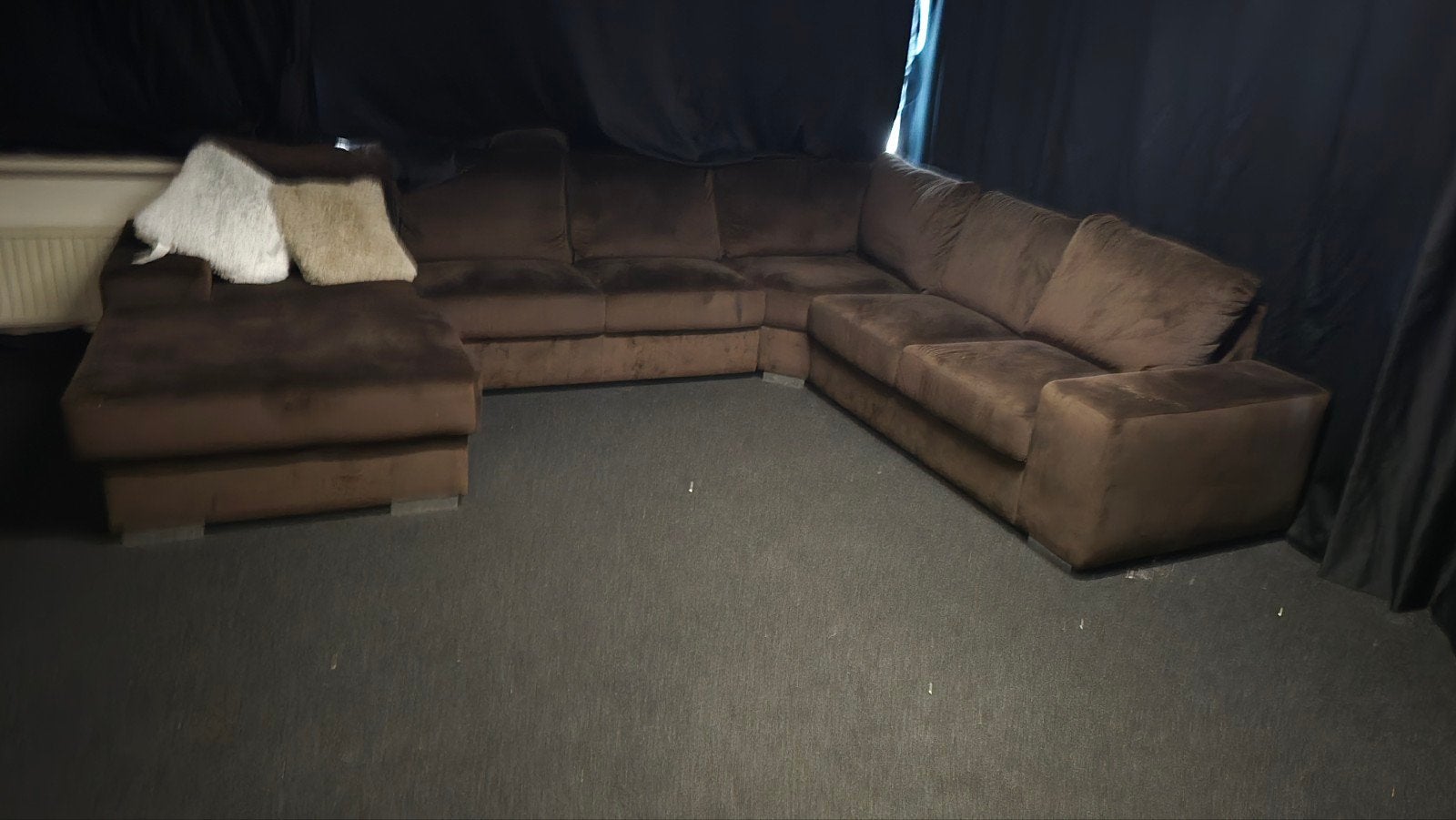 Comfortabele bruine hoekbank, Ophalen, 100 tot 125 cm, Hoekbank, 300 cm of meer