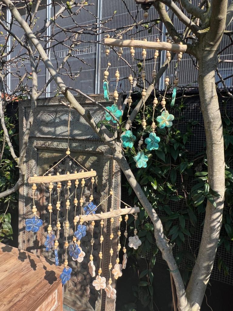 Windhanger houtsnijwerk bloem uit Bali Indonesie windgong, Verburgt Vintage, Nieuw, Ophalen of Verzenden, https://verburgtvintage.nl/#contact