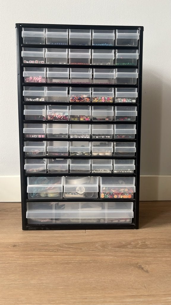 Opbergkast kralen en hobby en knutselspullen, Ophalen, Zo goed als nieuw, Overige typen