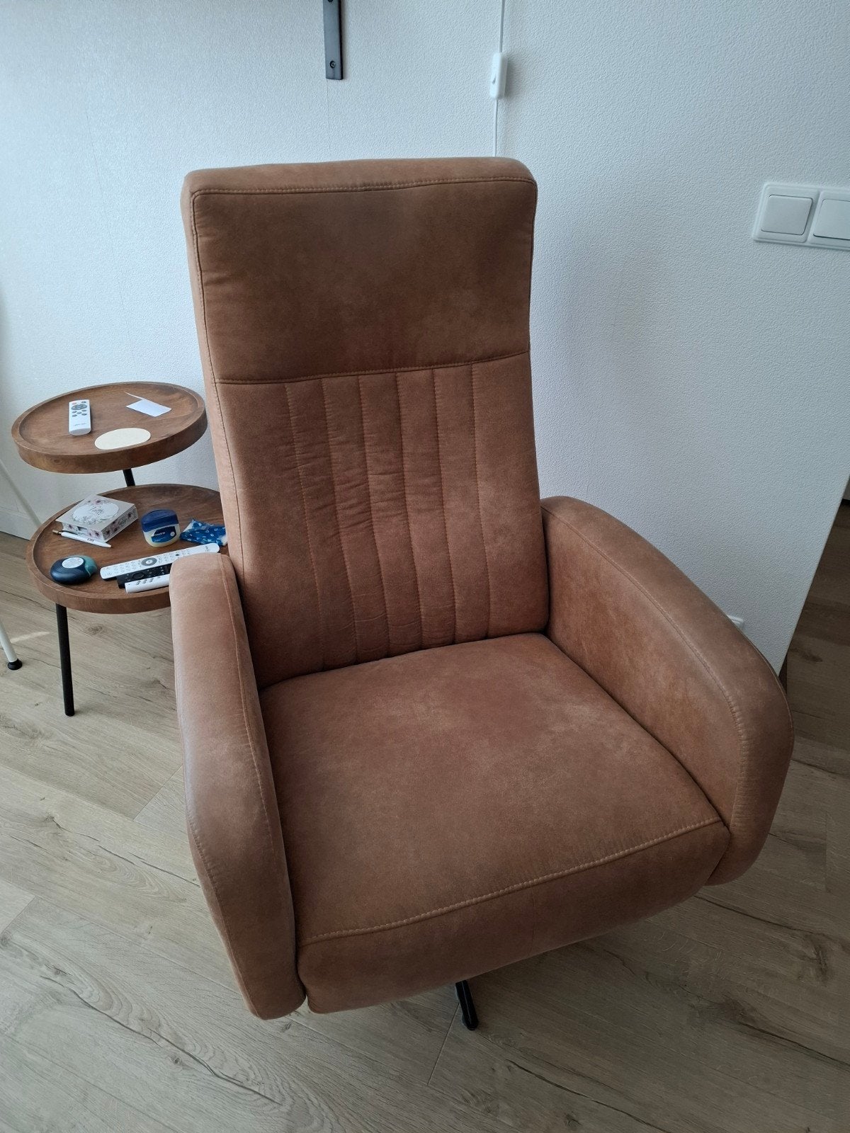 heerlijk zittende relaxfauteuil kleur cognac ., Huis en Inrichting, Fauteuils, Ophalen, Gebruikt, 75 tot 100 cm, 50 tot 75 cm