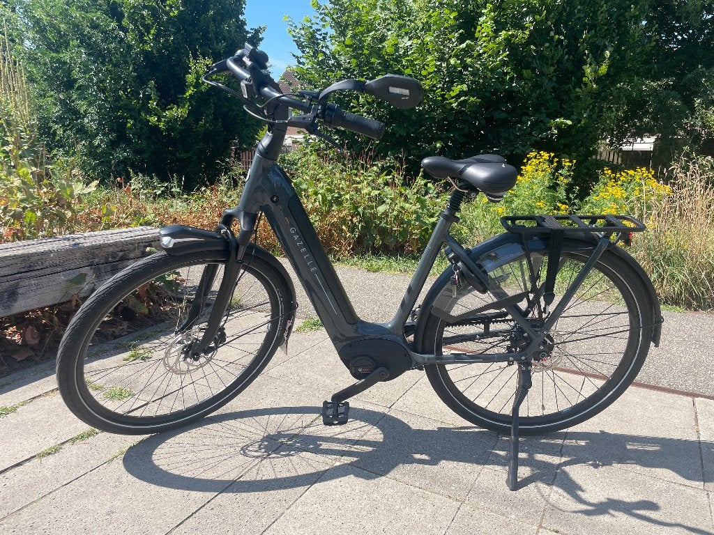Nw.staat. Gazelle Grenoble C5 HMB L53 14-7-2026 met 1350 km., Fietsen en Brommers, Elektrische fietsen, Ophalen, Zo goed als nieuw