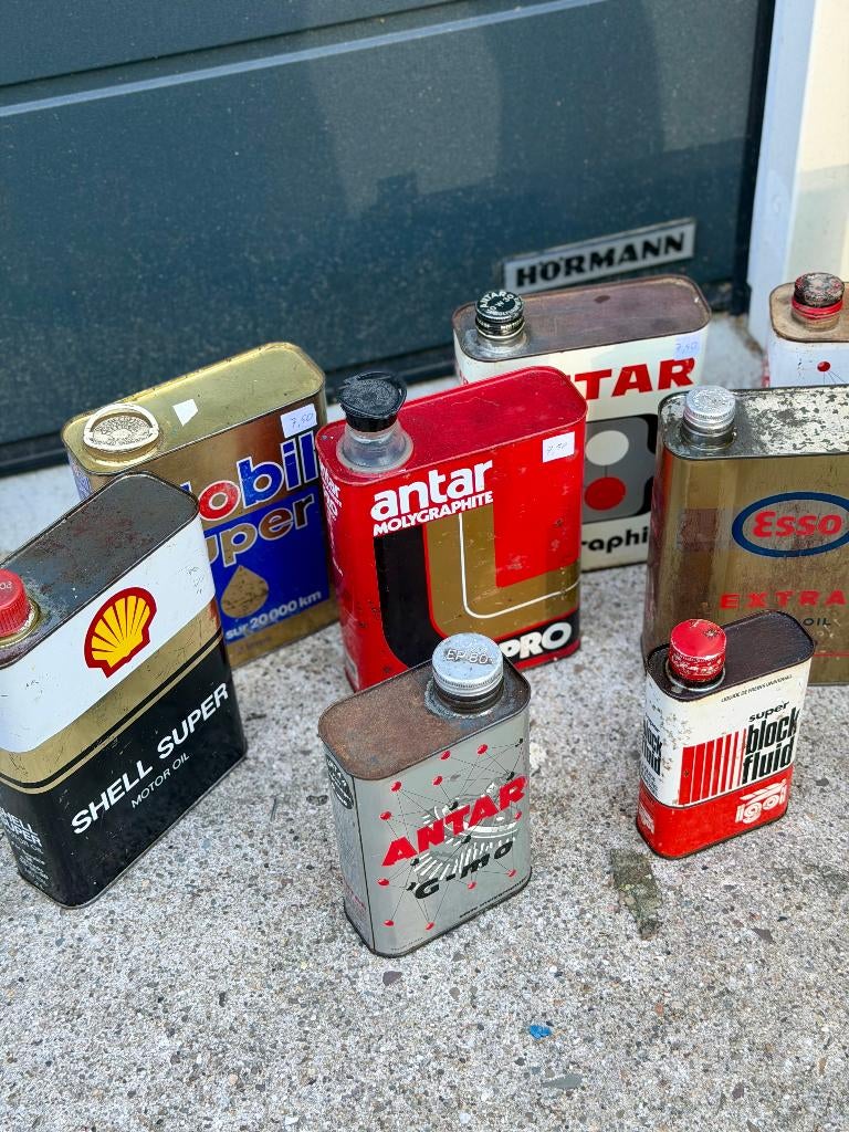 8 vintage olie blikken in 1 koop - oud benzine olie blik, Ophalen of Verzenden, Gebruikt, Overige
