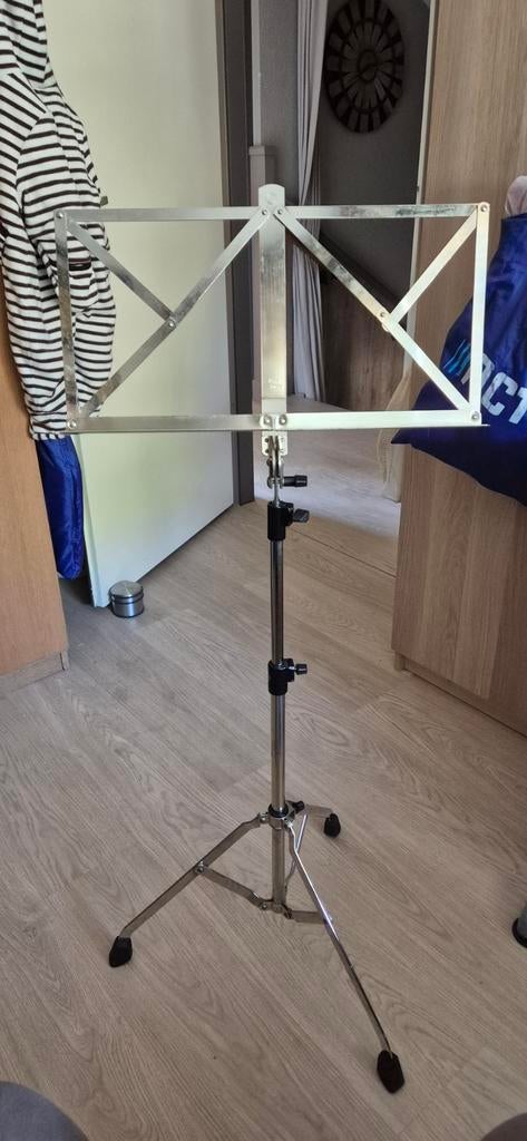 Muziekstandaard K & M 107, Ophalen of Verzenden, Zo goed als nieuw, Muziekstandaard, Overige instrumenten