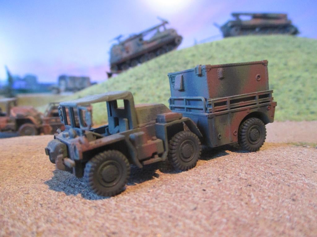 CONDEC M561 Communication Unit Roco Minitanks gecamoufleerd, Ophalen of Verzenden, Gebruikt, Bus of Vrachtwagen, Roco