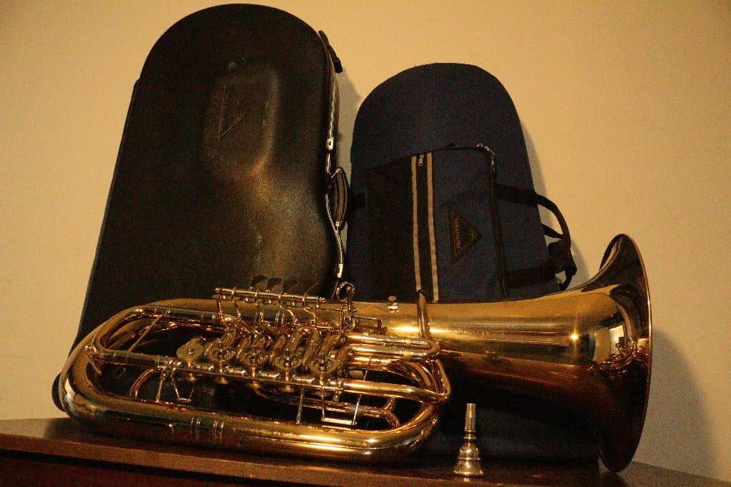 MIRAPHONE F-Tuba Elektra, GMS, 5 Ventile (F-481B), Muziek en Instrumenten, Ophalen of Verzenden, Gebruikt, Overige typen, Met koffer of draagtas
