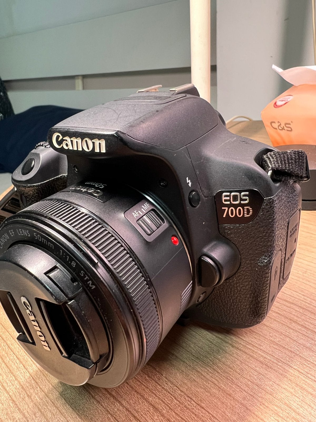 Canon EOS 700D+3 lenzen+statief+accesoires—samen of per stuk, Gebruikt, Spiegelreflex, Canon, Accu