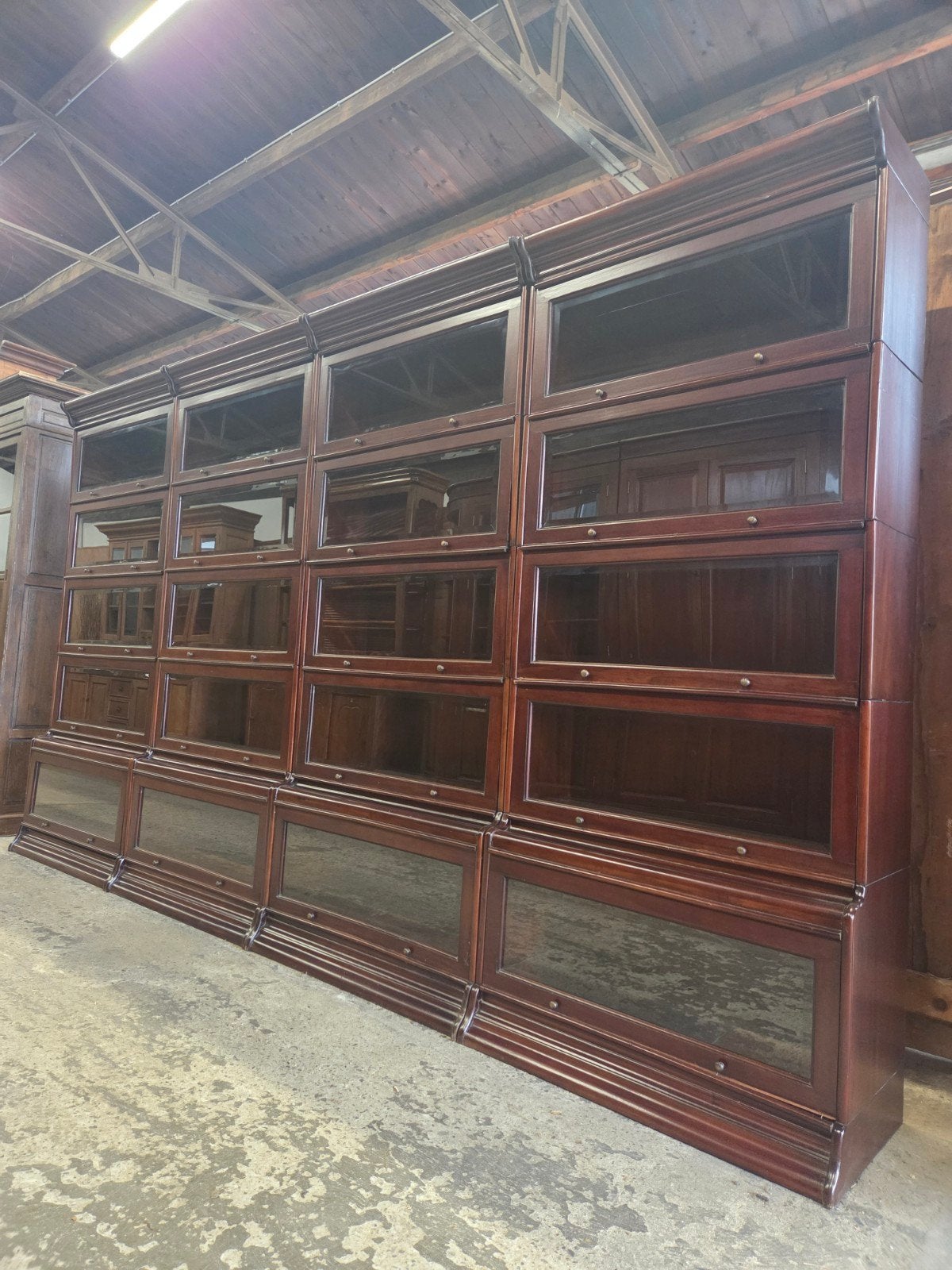 Prachtige Europese barrister bookcase / bibliotheekkast , Ophalen